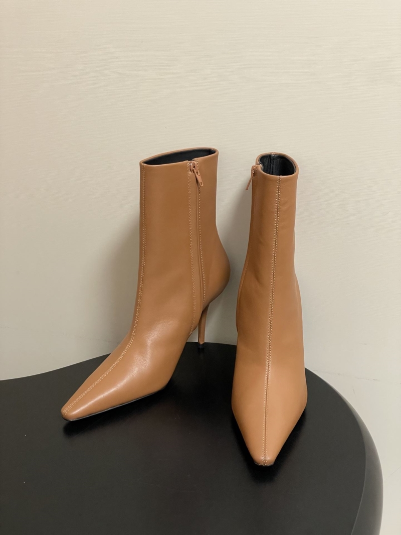 Y51 boots